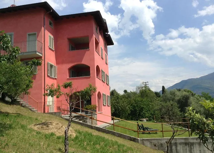 Apartment Mit Terrasse Und Tollem See- Und Bergblick By Interhome San Siro (Lombardy)
