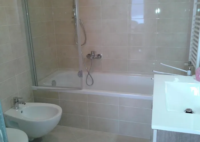 Mit Terrasse Und Tollem See- Und Bergblick By Interhome Apartment *